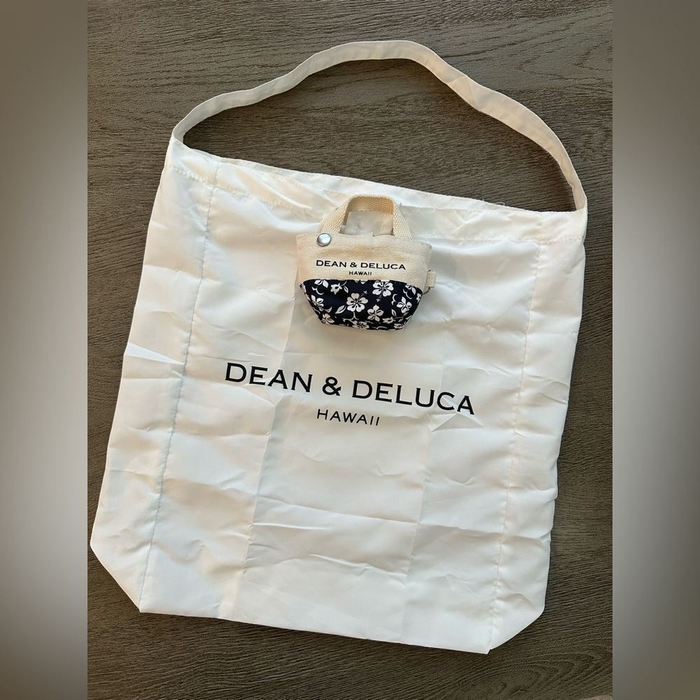 DEAN & DELUCA COMPACT HIBISCUS FOLDABLE TOTE BAG - HAWAII EXCLUSIVE (White)